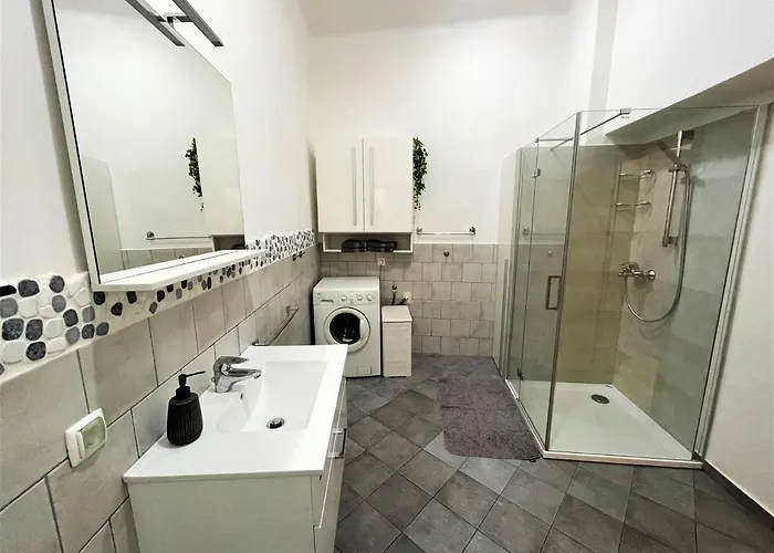 Viktorija Center Apartament *